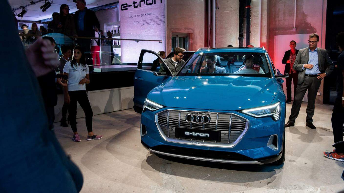 Audi e-tron affronta i primi guai dopo l'arrivo sul mercato