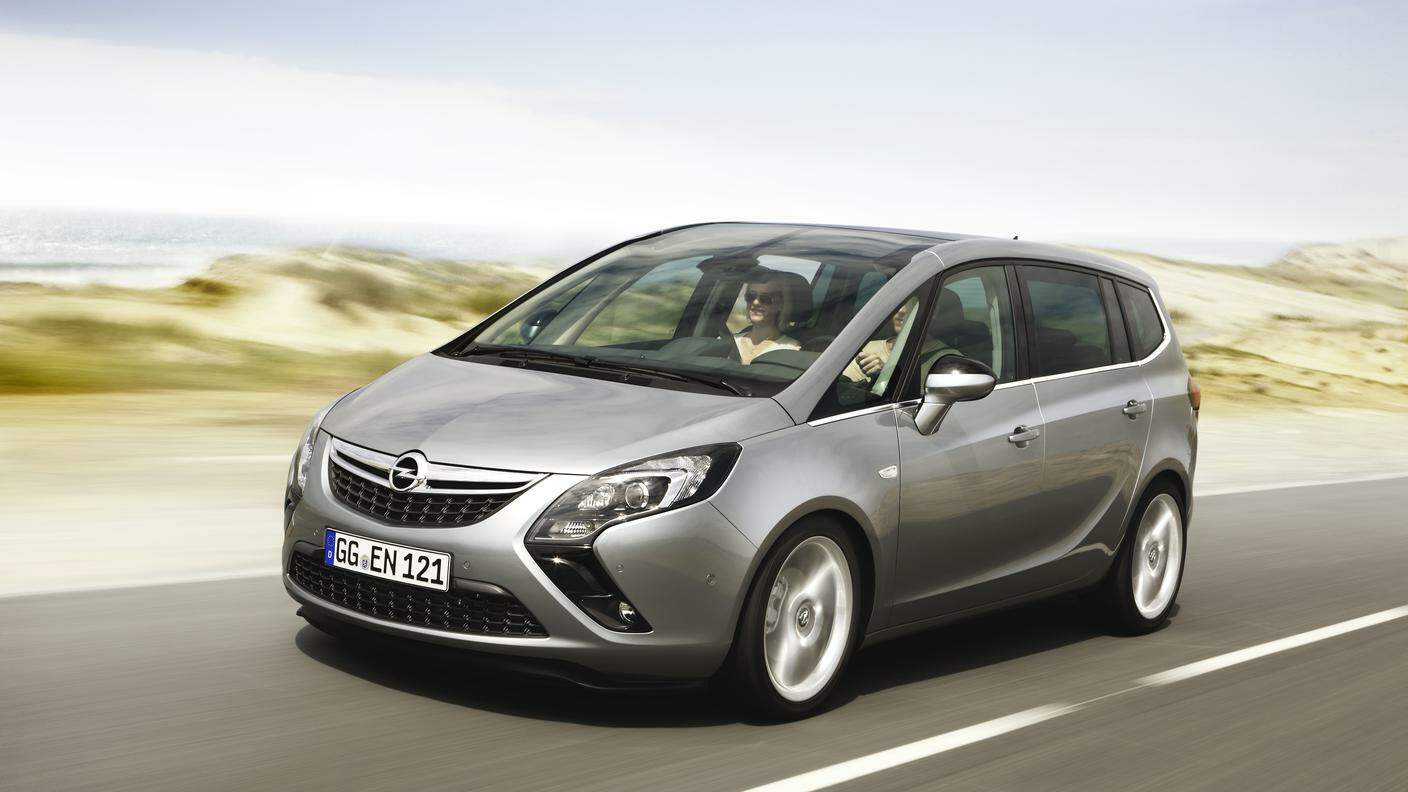 L'Opel Zafira Tourer è tra i modelli che adottano i nuovi Diesel CDTi