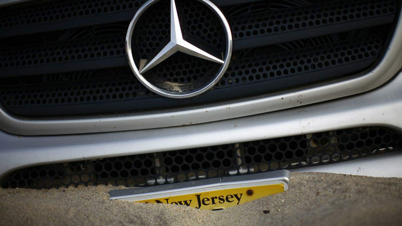 Anche le Mercedes sono nel mirino delle autorità americane