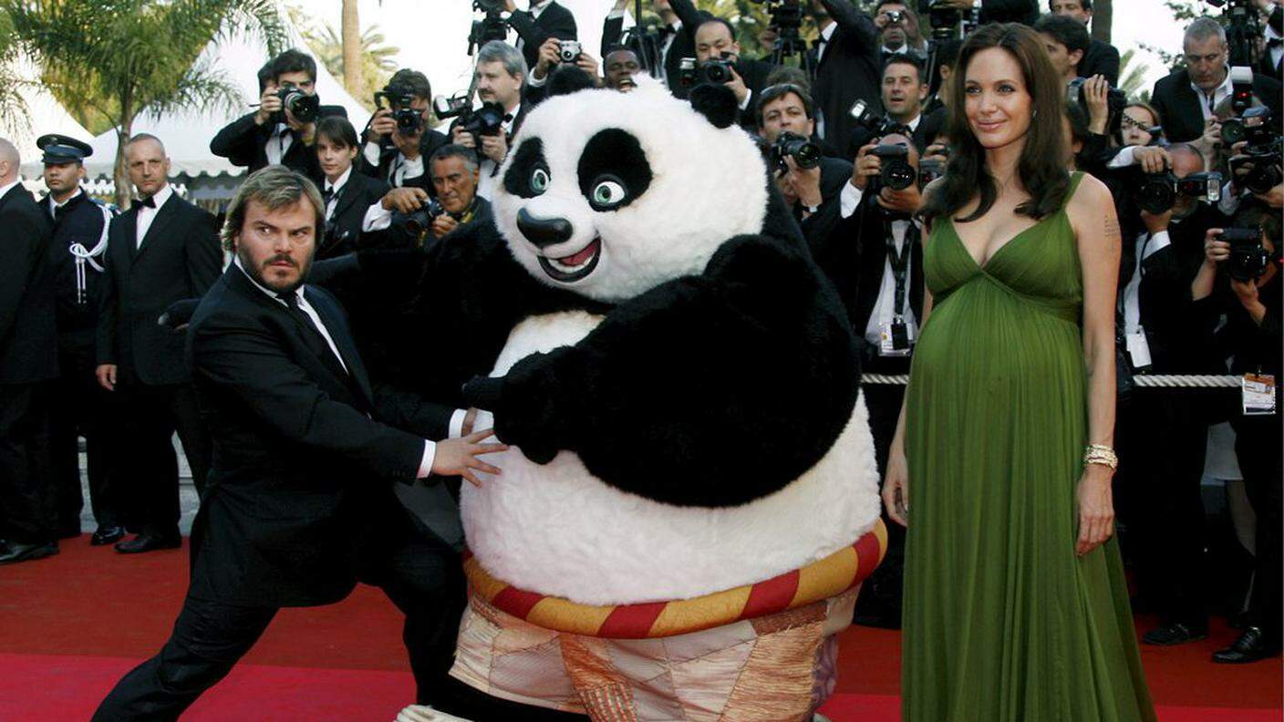 Cannes: incinta alla prima di Kung Fu Panda, con Jack Black nel 2001