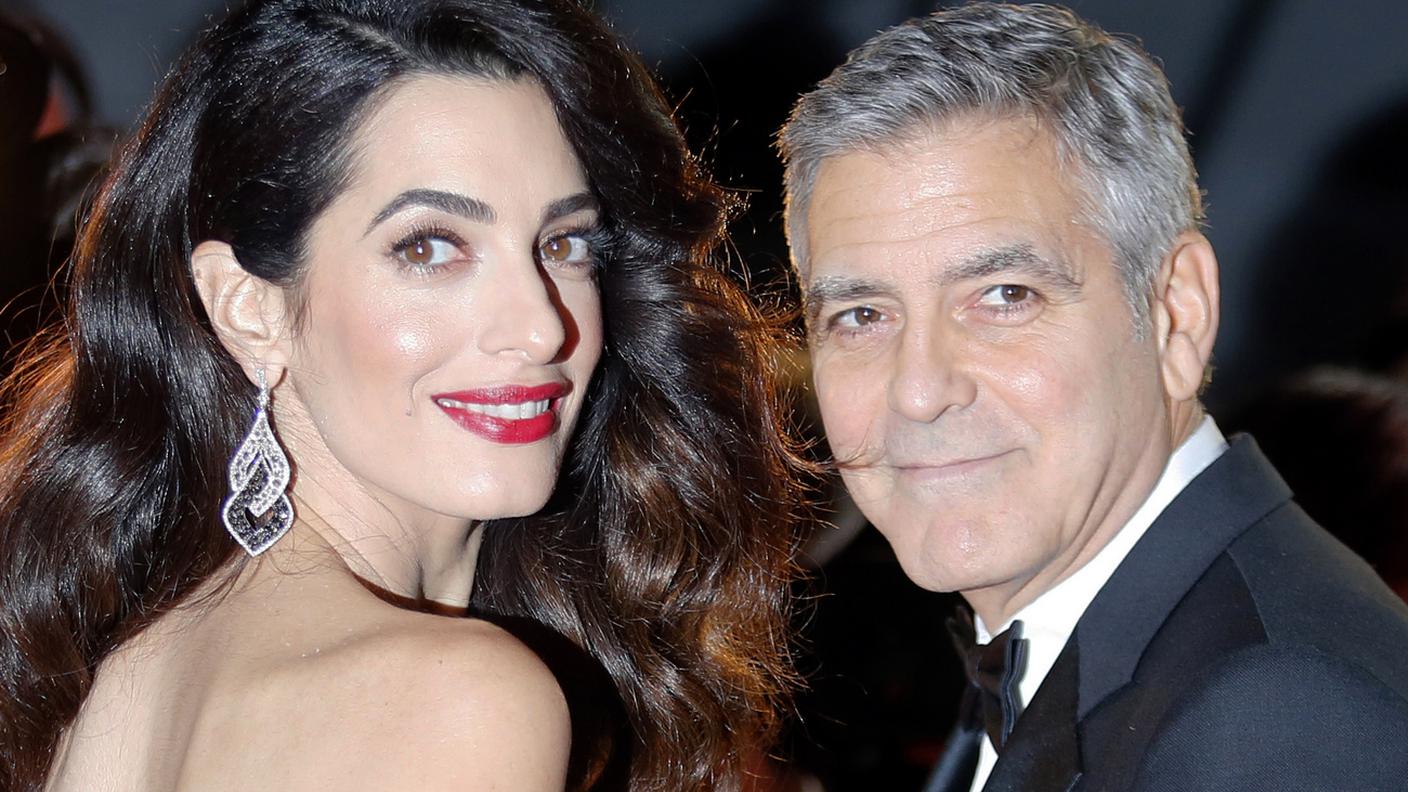 Clooney con la moglie