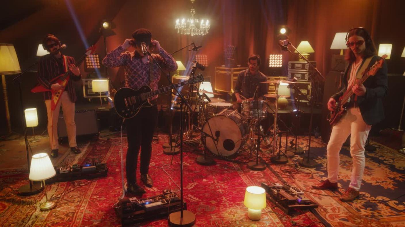 5000_5edef9dea1cc115739d84e327d444448