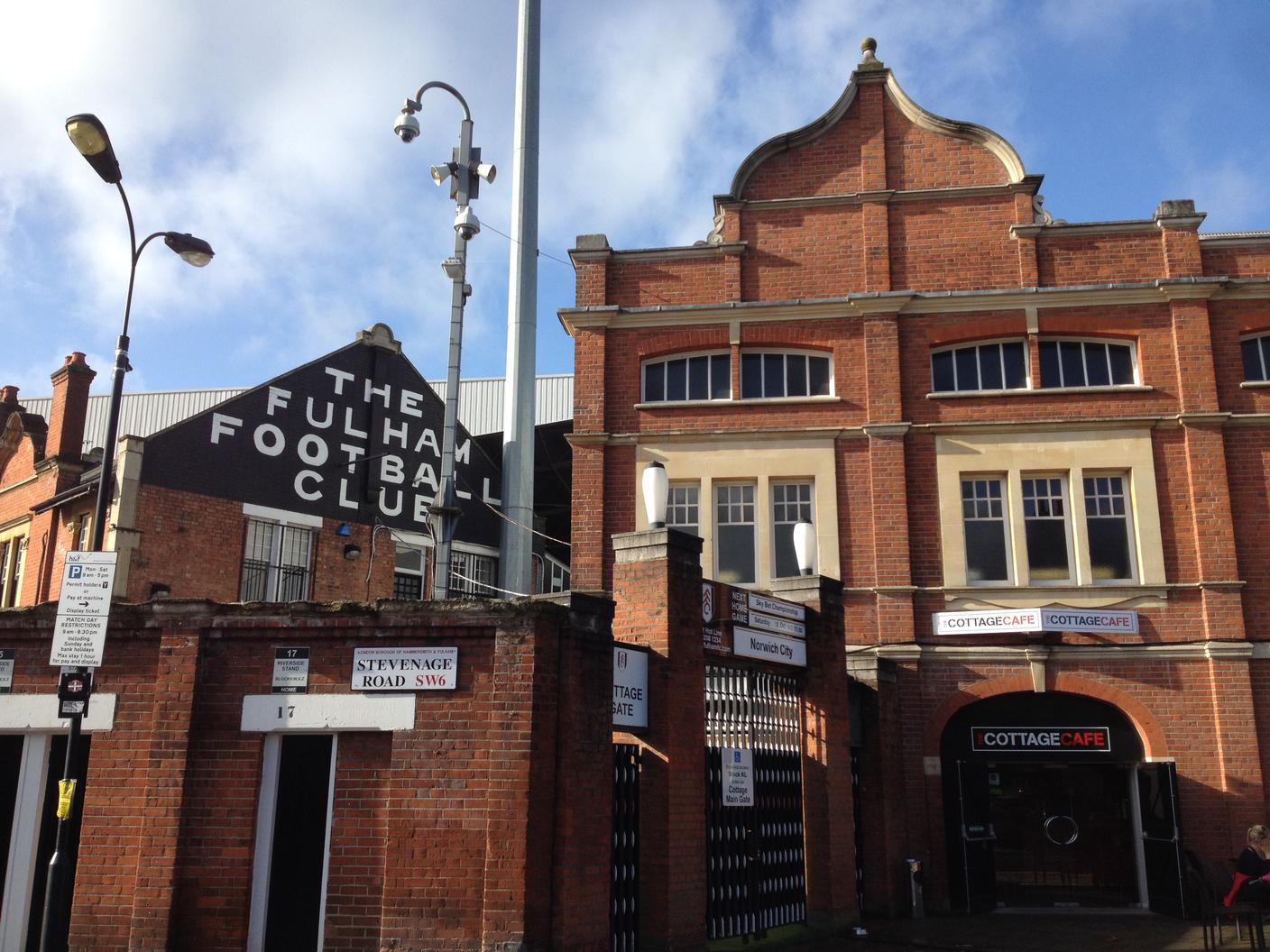 Craven Cottage (Fulham) facciata.JPG