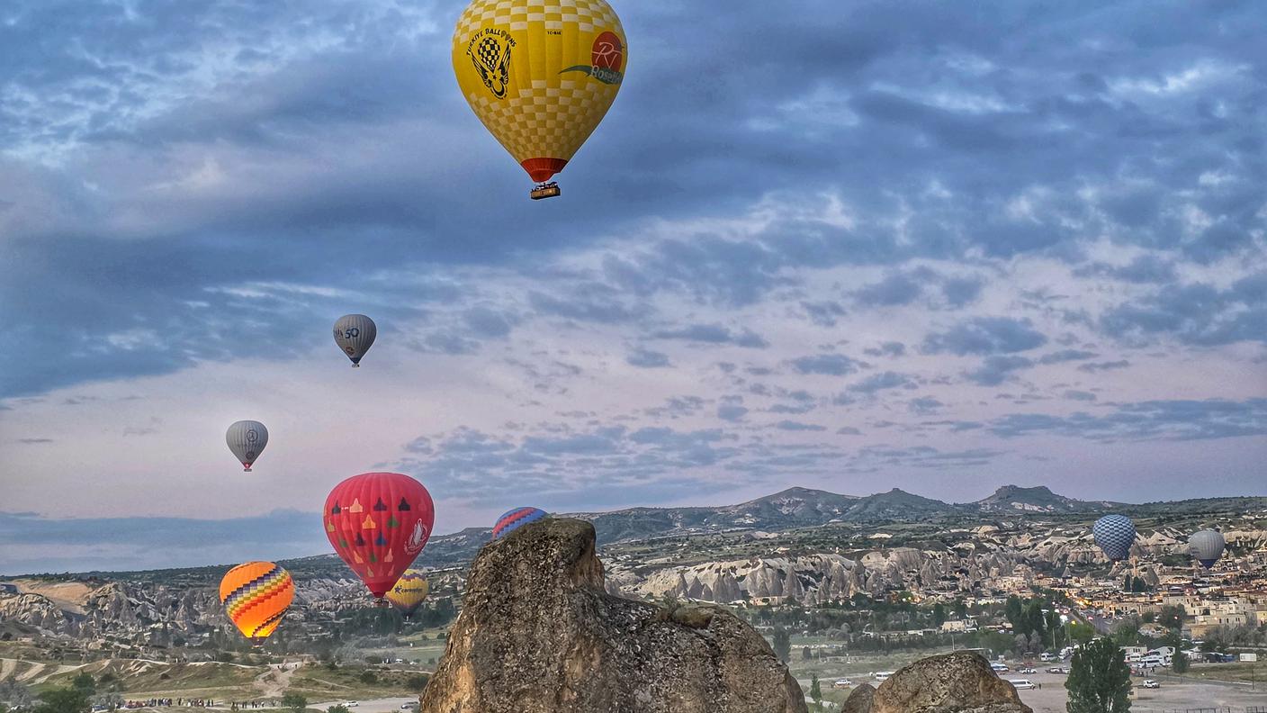 Gli orizzonti del buio 