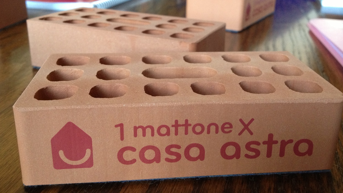 1 Mattone x CasaAstra