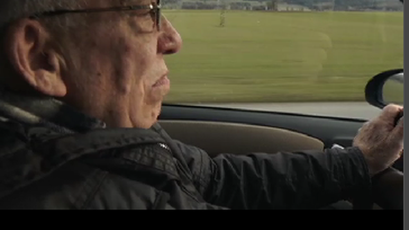 Falò anziani al volante.PNG