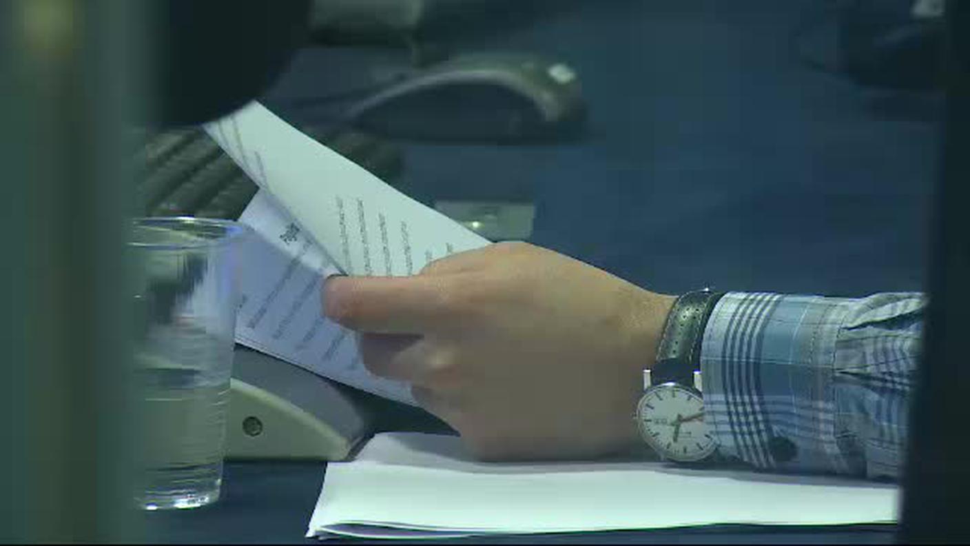 QUOT LU-VE  [La1] 2018-03-05 19:16:00 - Le reazioni della politica a NO Billag
