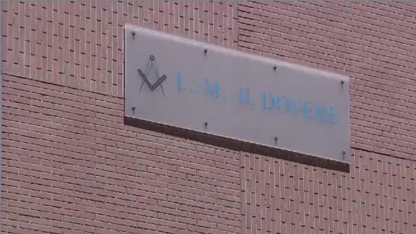 L.M. Il Dovere