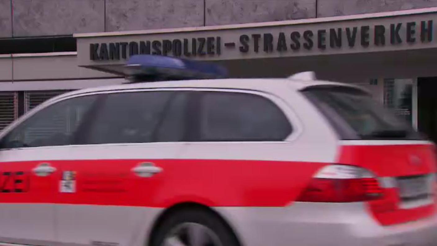 polizia gr.JPG