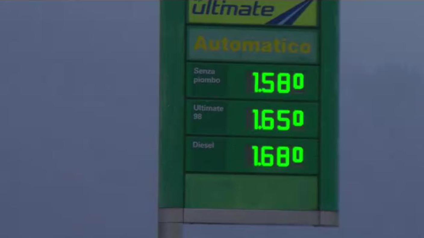 benzina.JPG