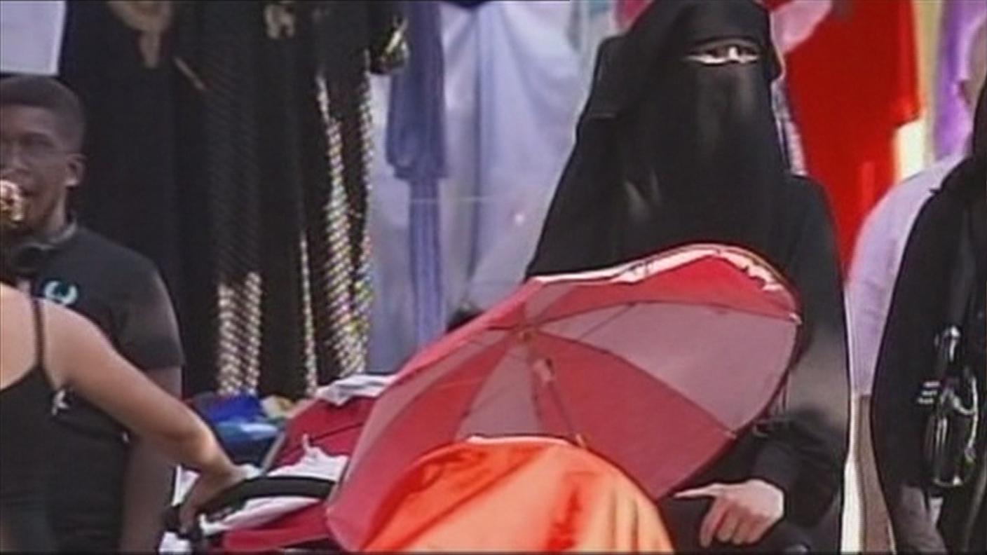  BURKA.JPG