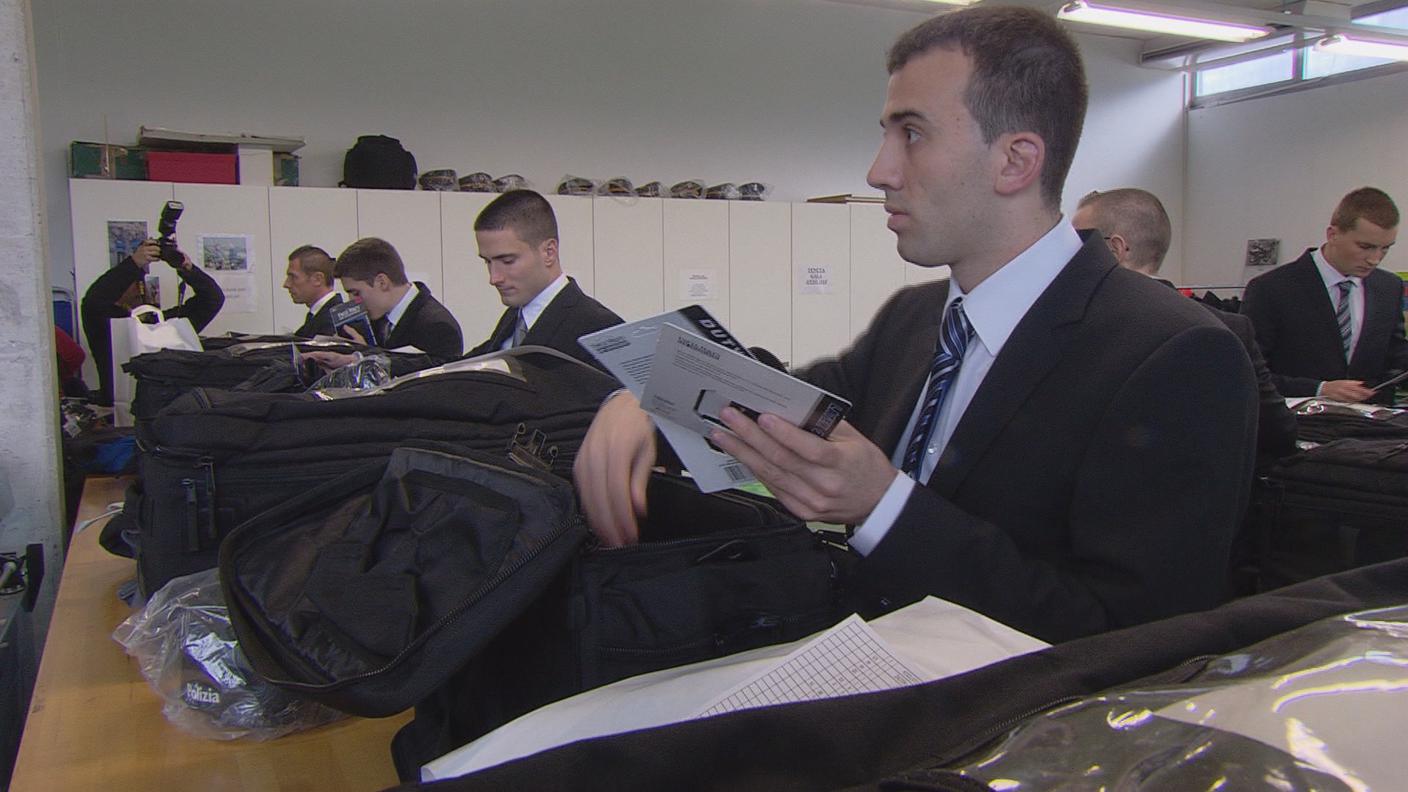 SCUOLA DI POLIZIA.JPG