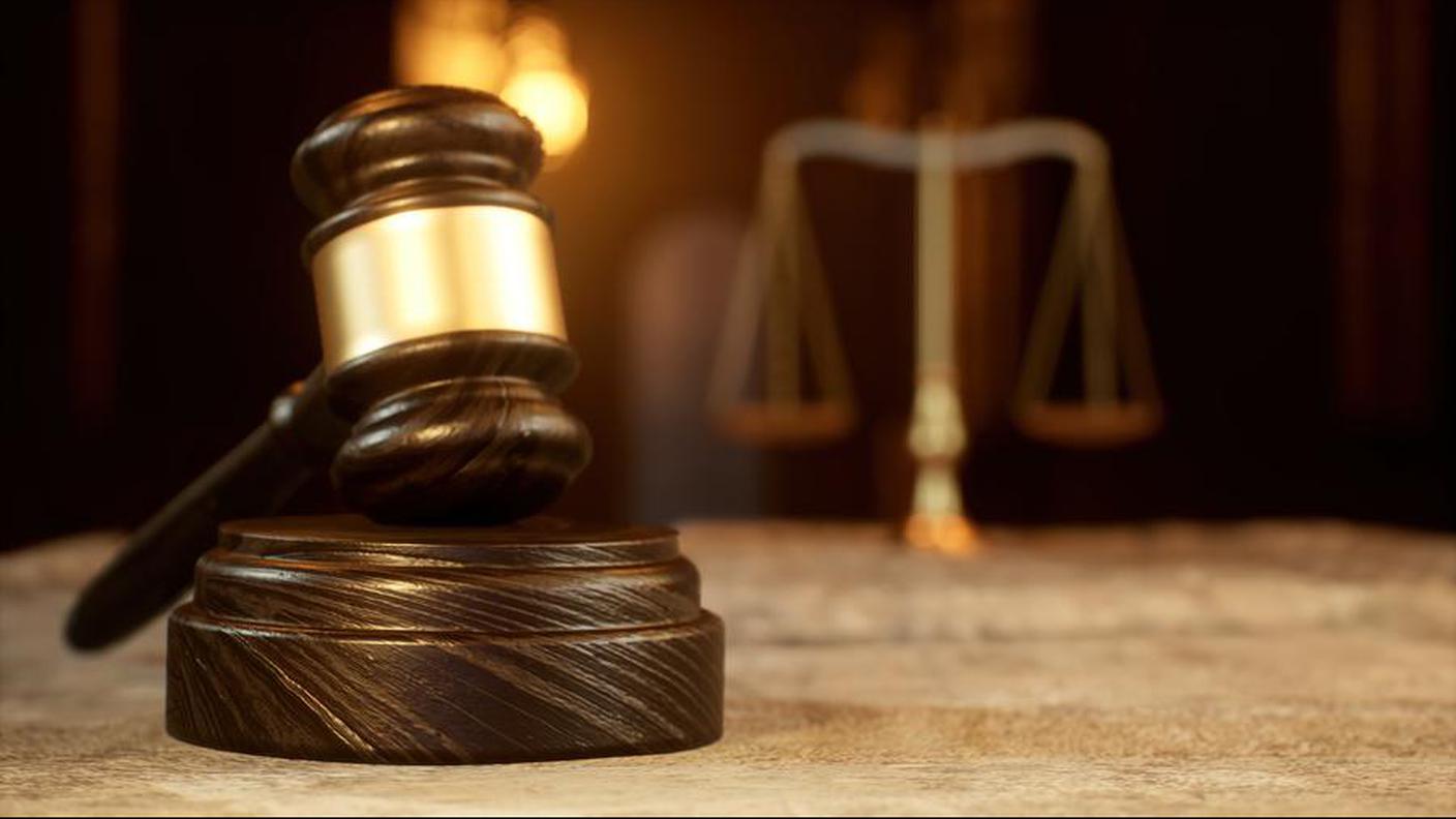 Giustizia - Tribunale - bilancia - martelletto - giudice