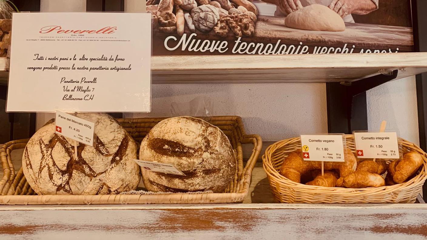 PANETTERIA PEVERELLI - Foto