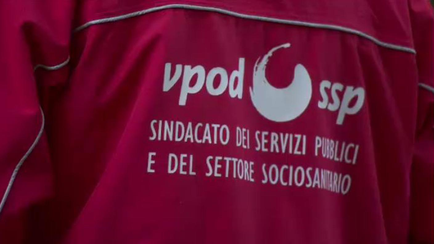 contratto lavoro.JPG