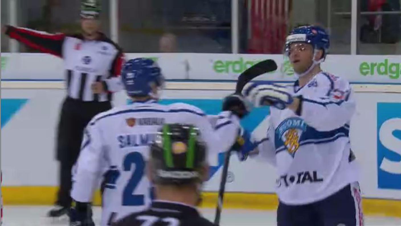 hockey.JPG