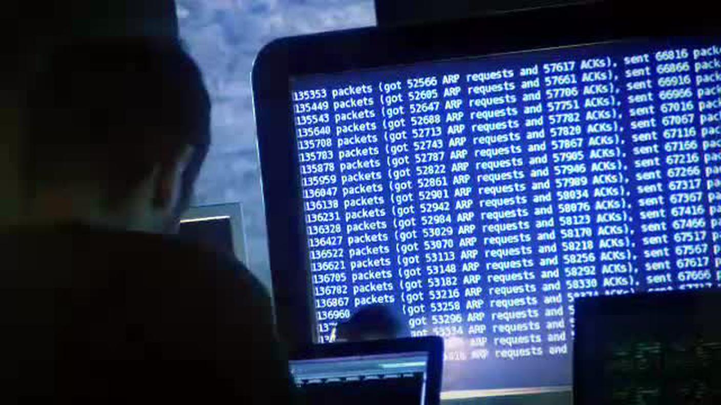  TG  [La1] 2016-11-23 20:08:17 - Spionaggio, processo al TPF