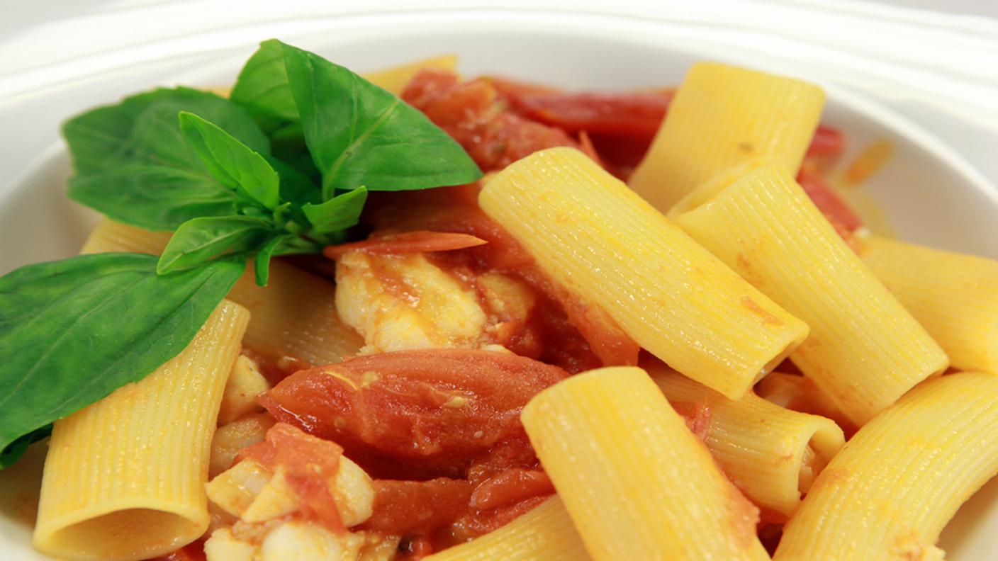 pasta-sugo-rana-pescatrice.jpg