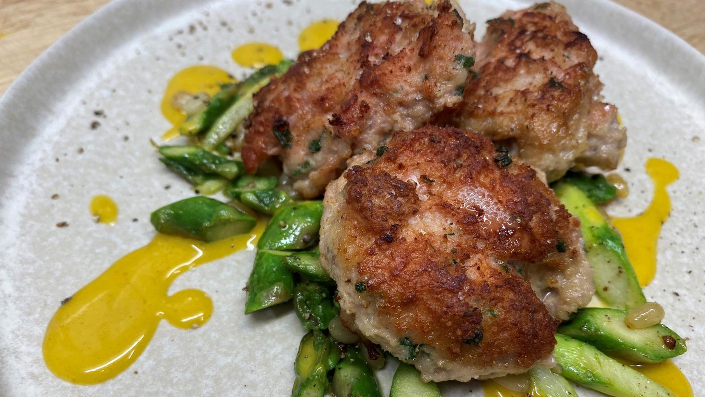 2021.03.24 Crocchetta di cervella con insalata tiepida di asparagi.jpg