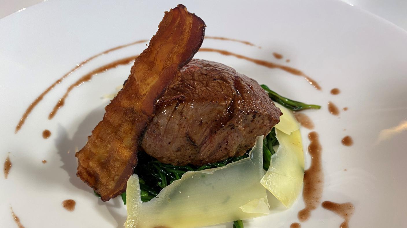 2021.05.26 Filetto di manzo con agretti.jpg