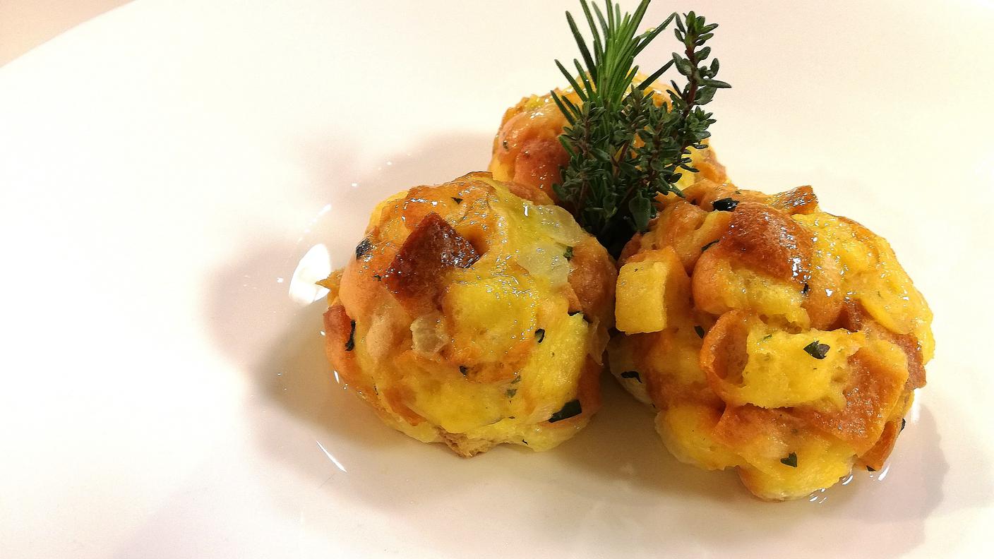Semmelknödel.jpg