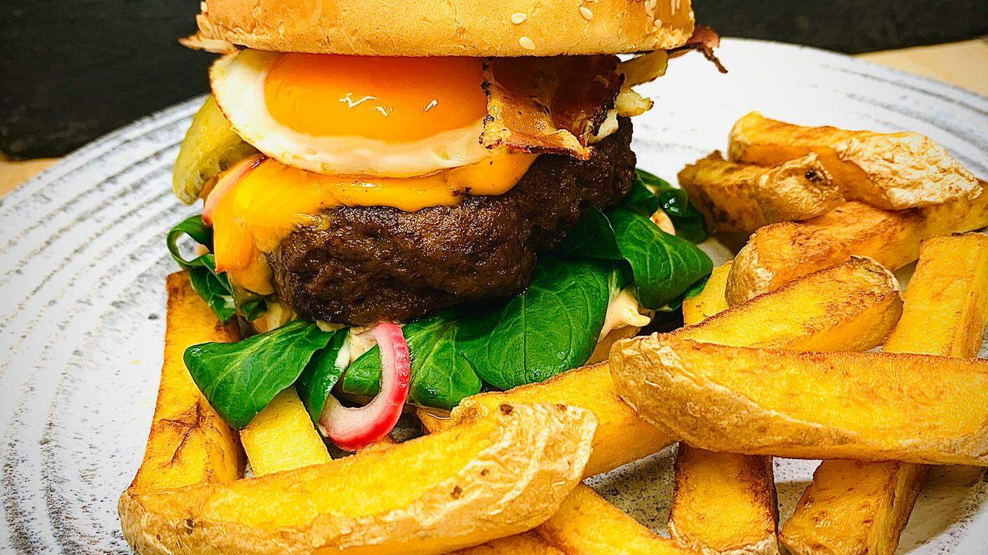 L’hamburger “all-in” del Frap.JPG