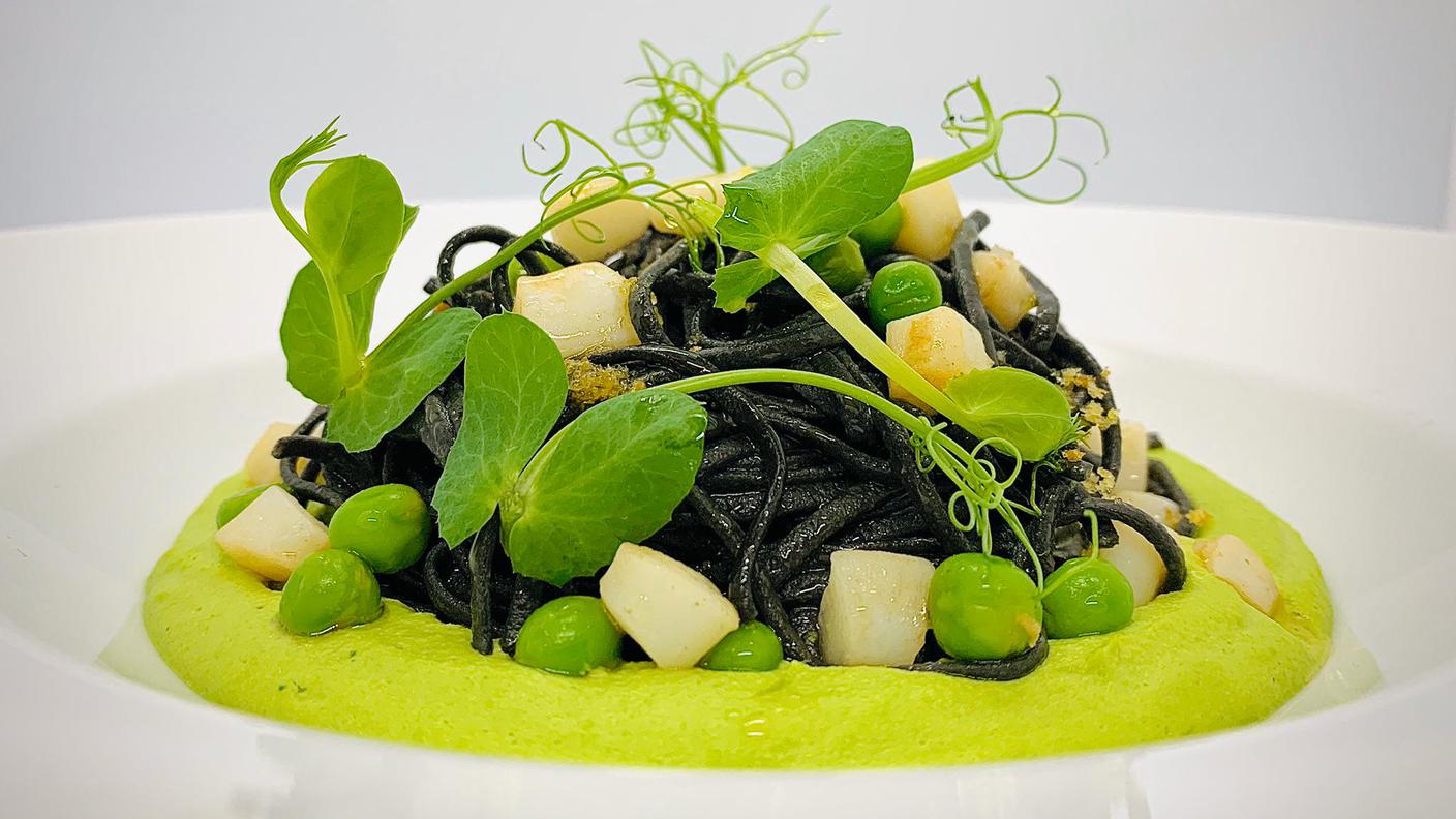 Spaghettini al nero di seppia.jpeg