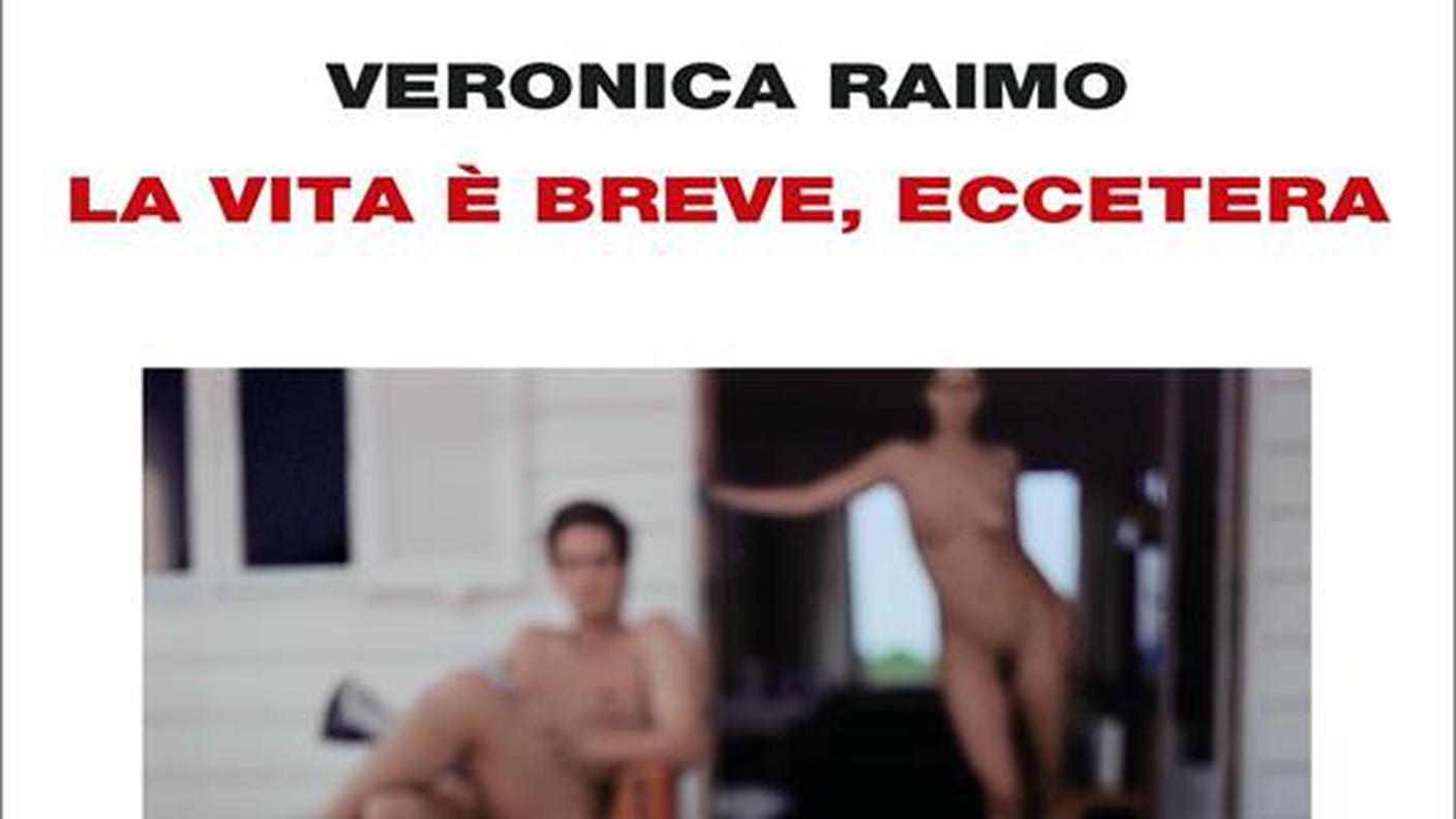 "La vita è breve, eccetera" di Veronica Raimo, Einaudi (dettaglio di copertina)