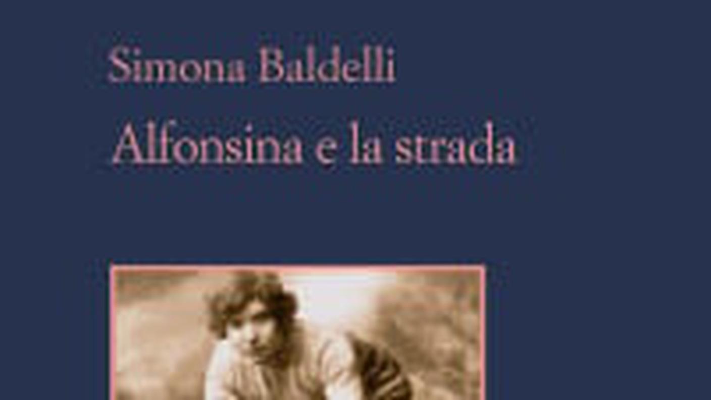 "Alfonsina e la strada" di Simona Baldelli, Sellerio (dettaglio di copertina)