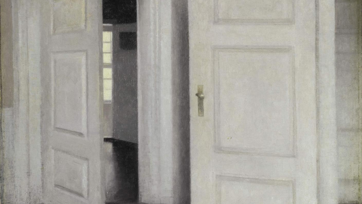 "La porta bianca" di Vilhelm Hammershøi (1864-1916)