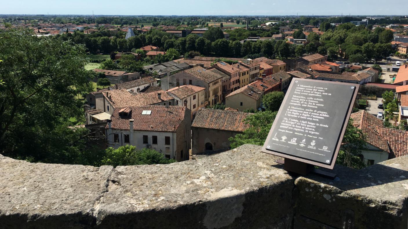 Una foto del Parco Letterario Francesco Petrarca