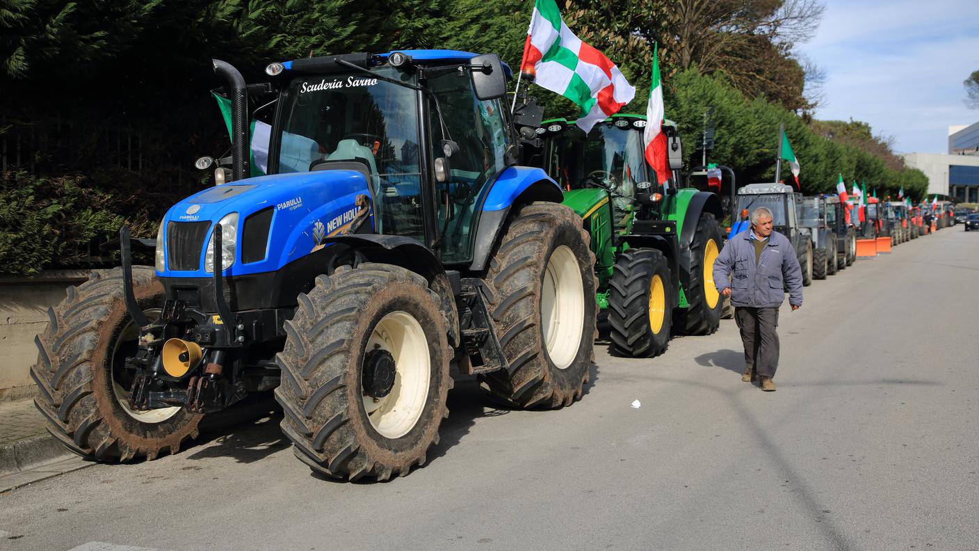 proteste con i trattori