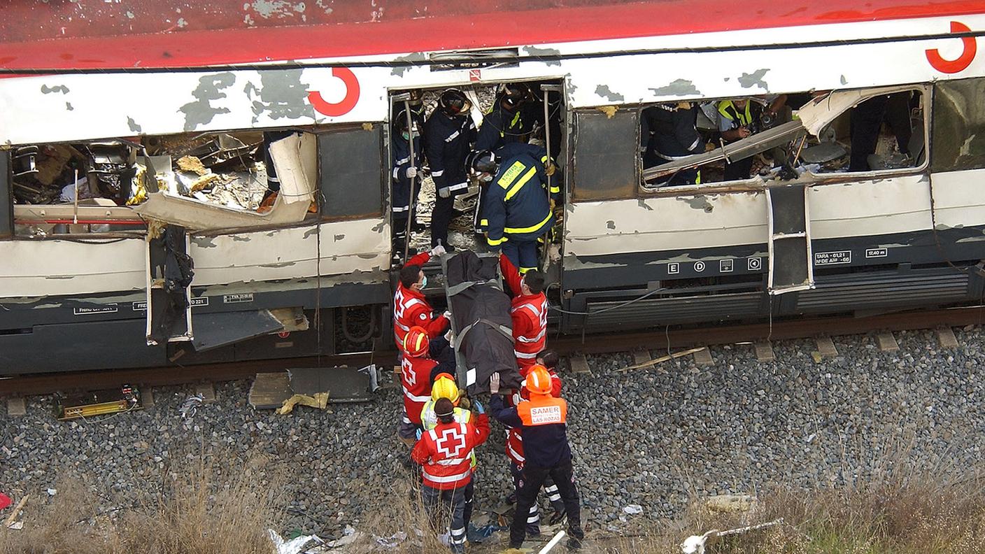 Attacchi terroristi nei treni spagnoli 