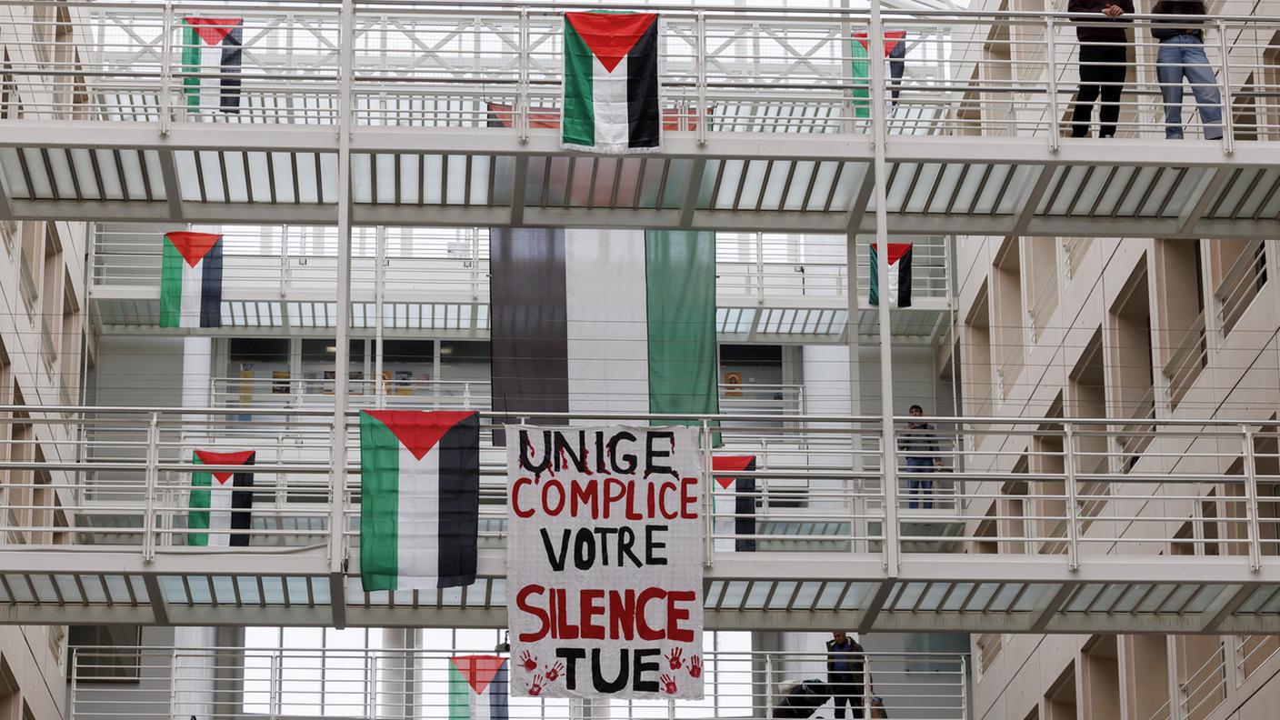 Proteste universitarie a Ginevra 