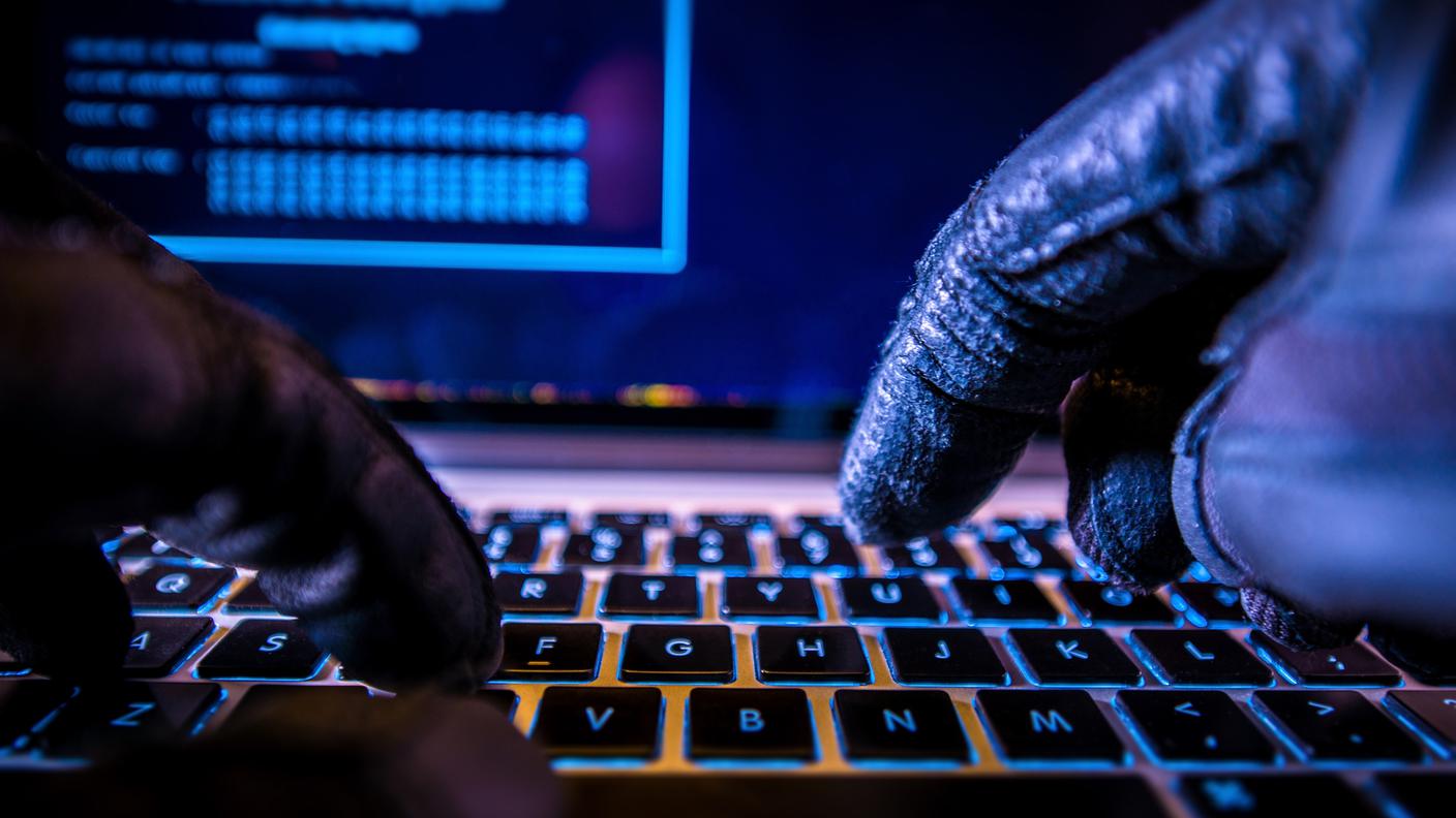 Hacker, Pirata informatico, Criminalità informatica, Tecnologia, Forze di polizia