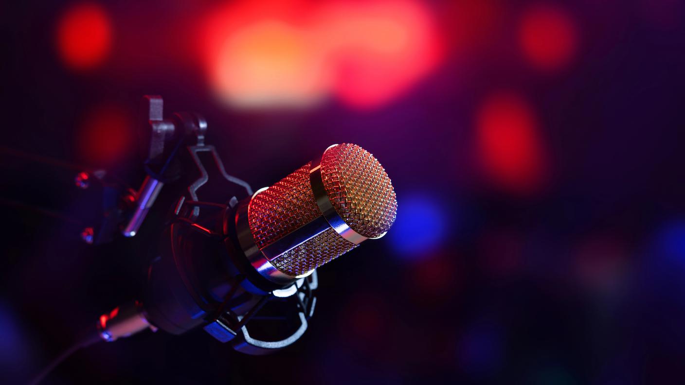 microphone.jpg