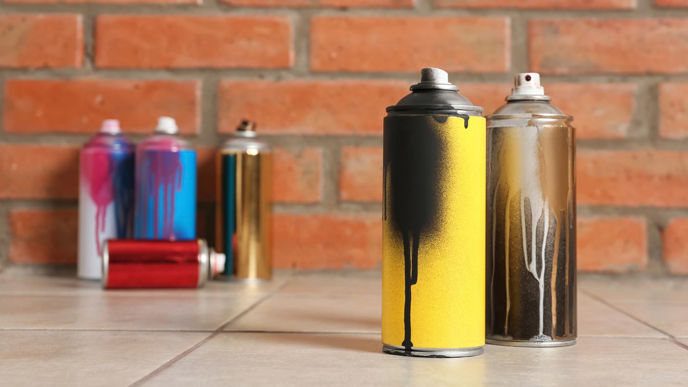 Lattine spray paint.jpg