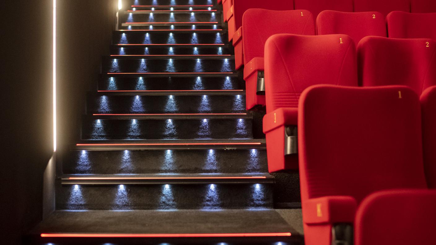 Cinema vuoto.jpg