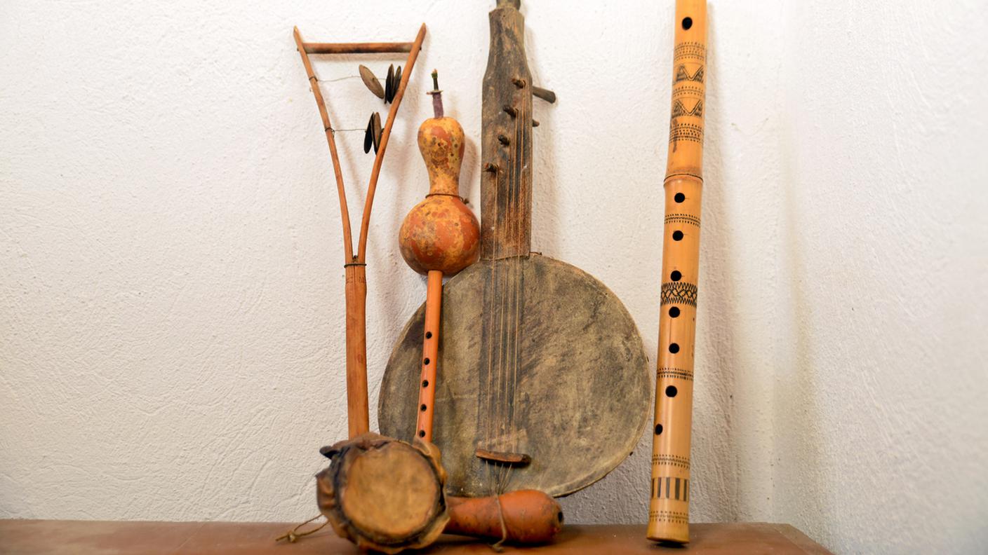 strumenti musicali esotici .jpg