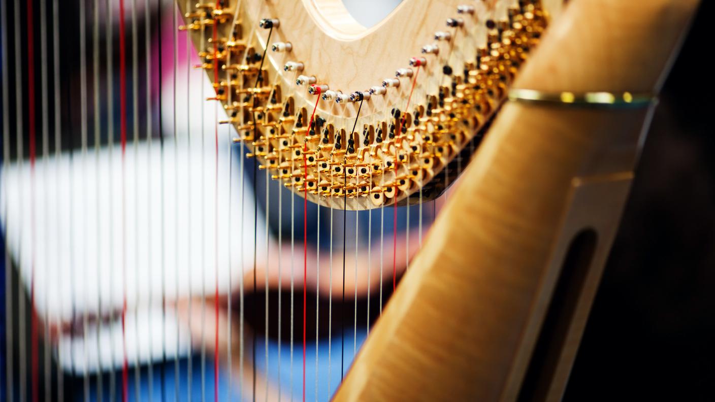 Arpa, arpeggio, corde