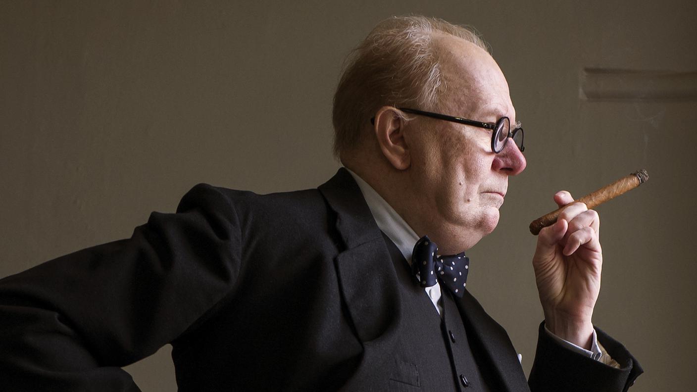 Gary Oldman nei panni di Winston Churchill nel film "Darkest Hour" - Keystone