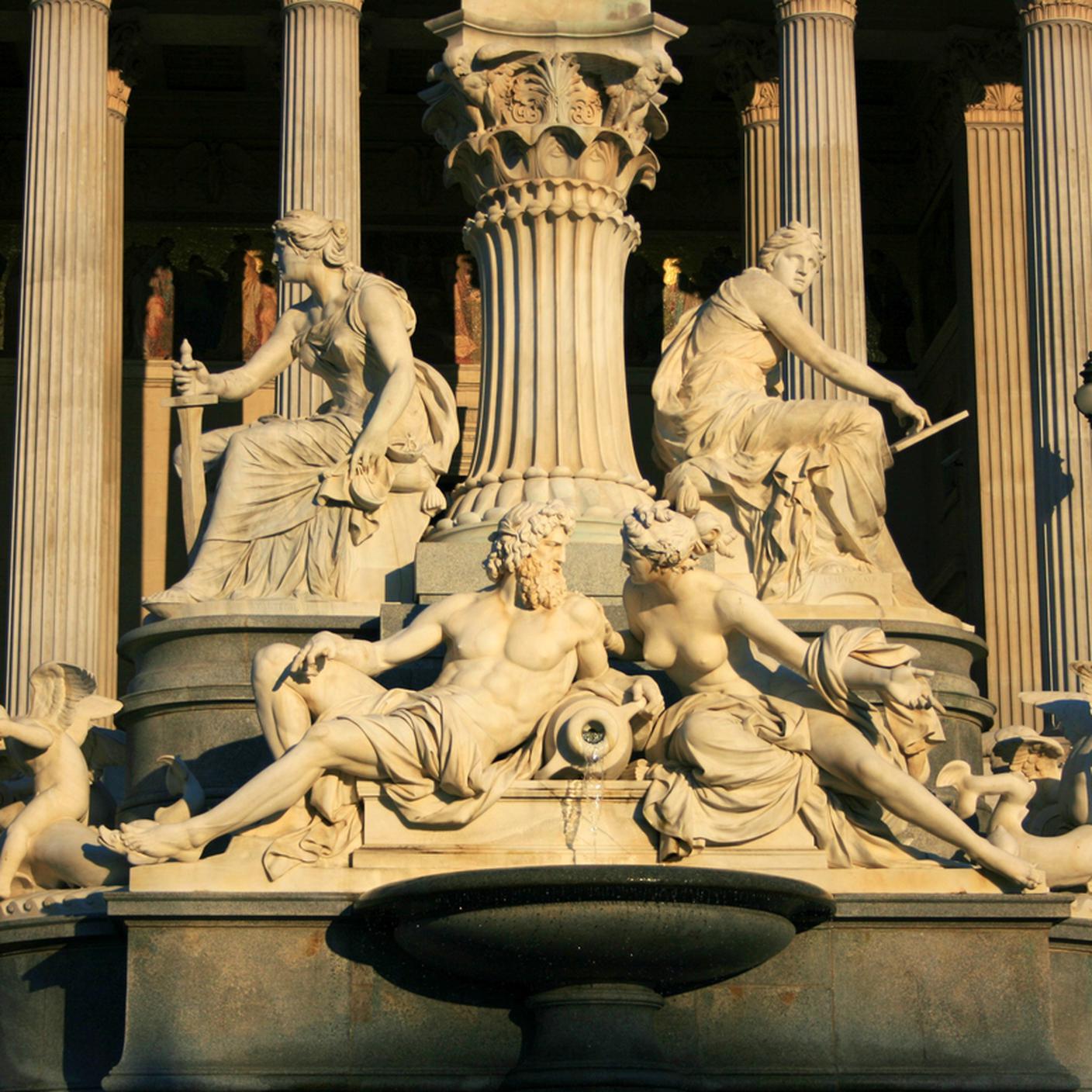 iStock-Austria, Europa - Continente, Fontana di Pallade Atena, Parlamento di Città del Capo, Piazza del Campidoglio