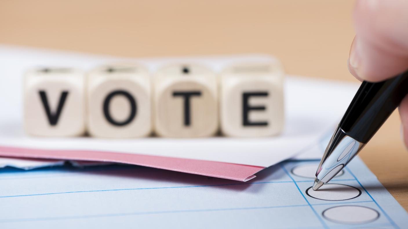 iStock-Alfabeto, Blocco da assemblare, Cubo, Lettera, Scheda di votazione