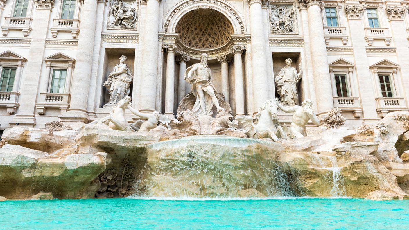 iStock-Fontana di Trevi, Roma - Città, Roma - Provincia, Europa - Continente, Fontana - Struttura costruita dall'uomo