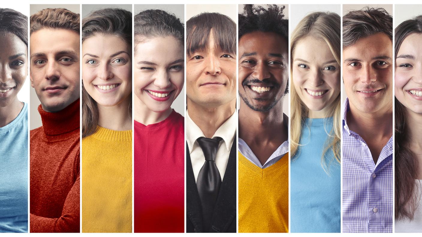 iStock-Gruppo multietnico, Occupazione, Ridere, Sorridere, Businessman