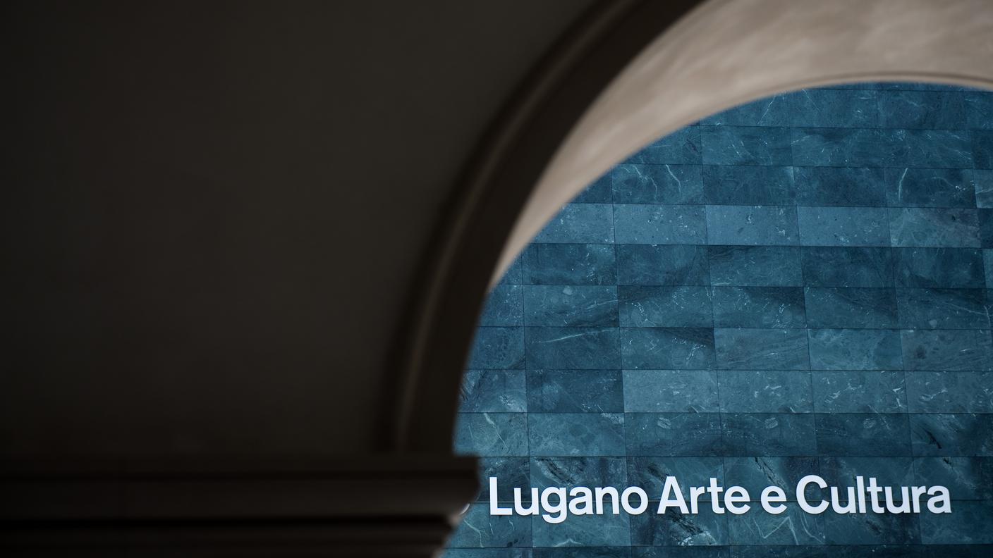 Sei personaggi in cerca di autore