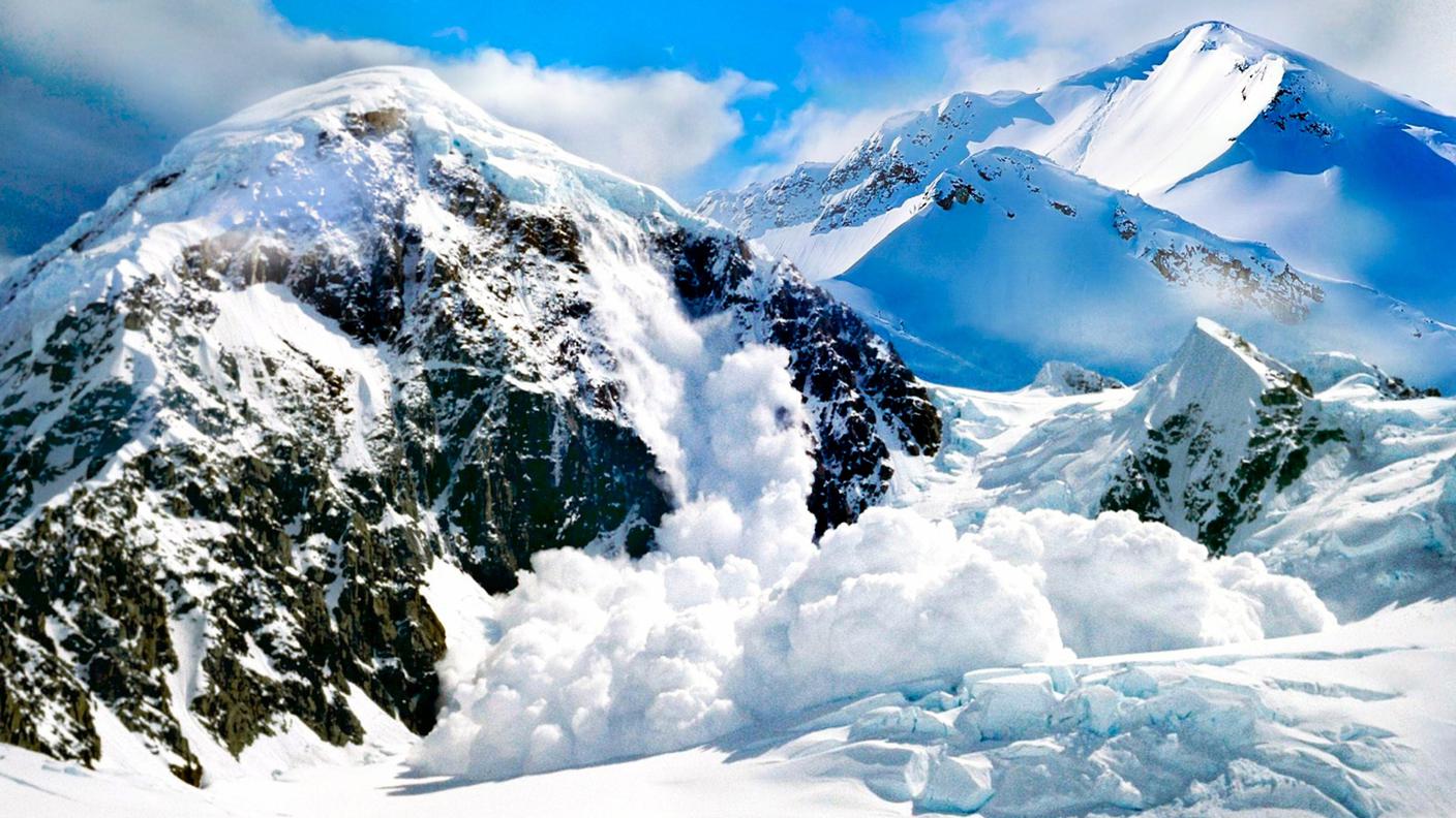 iStock-Neve, Montagna, Ghiaccio, Canada, Valanga