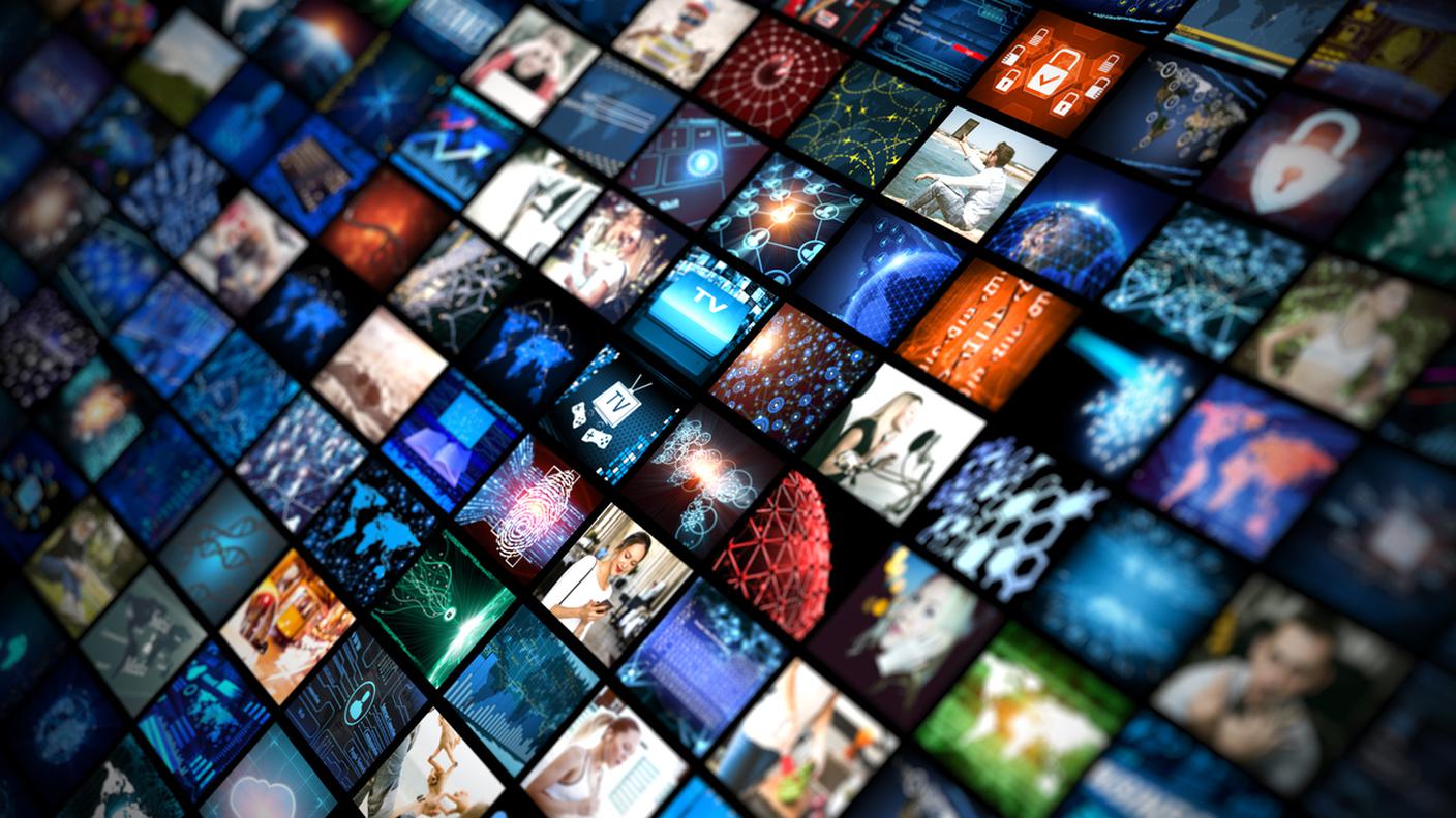 iStock-Internet, Televisore, Caratteri digitali, Monitor, Tecnologia