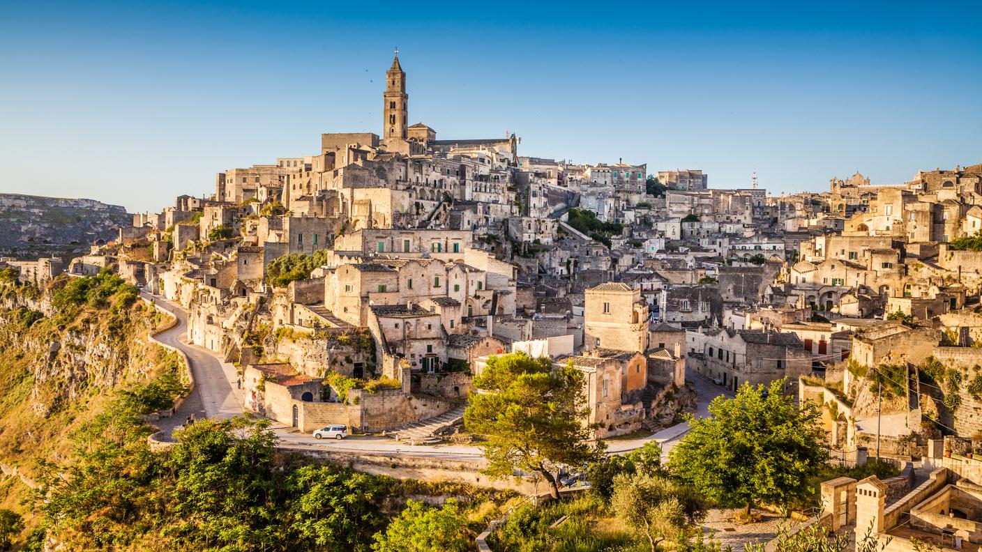 iStock-Matera 