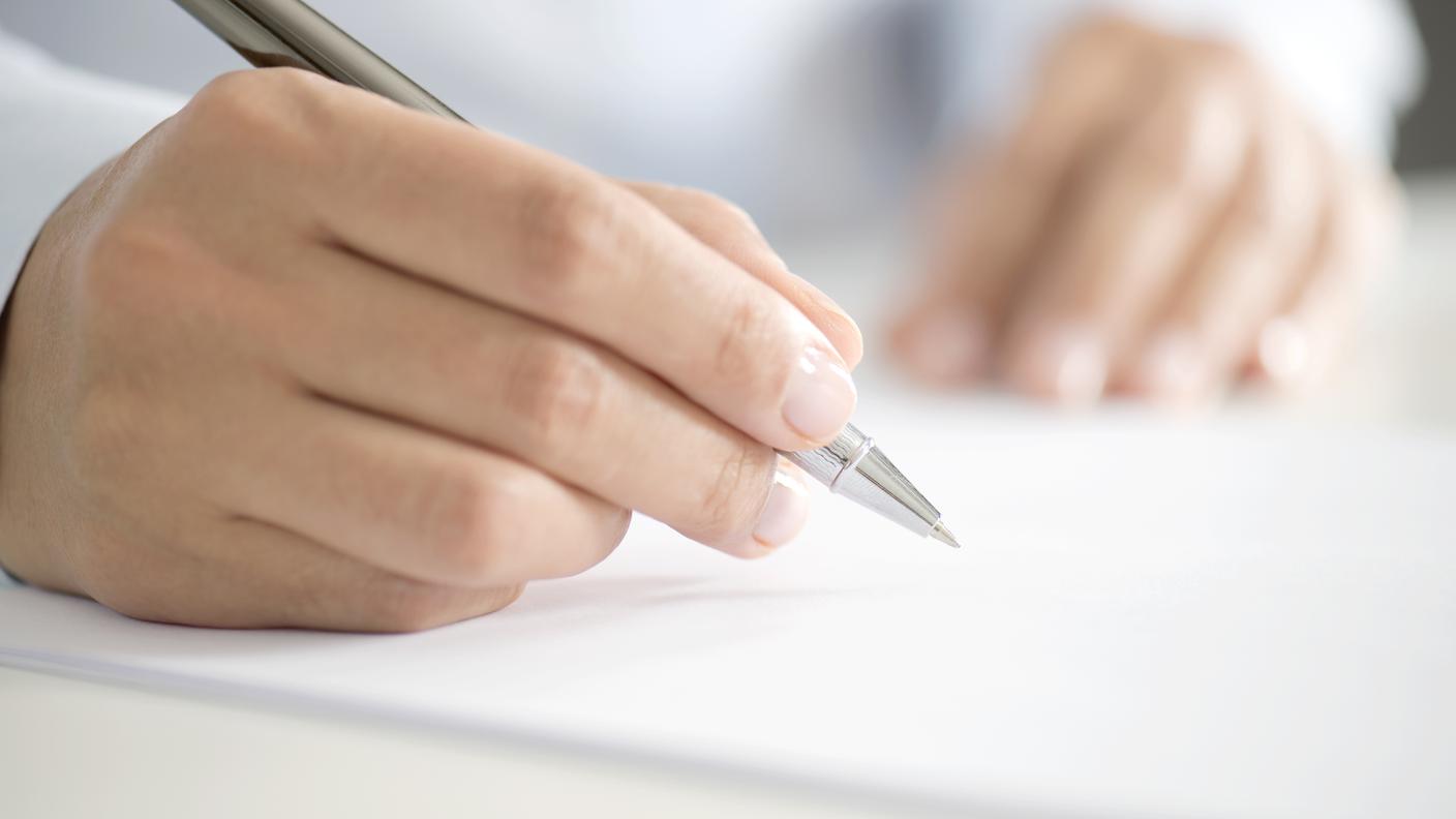 iStock-Firmare, Lettera - Documento, Documento, Penna, Contratto